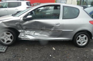 Serrure avant droit PEUGEOT 206