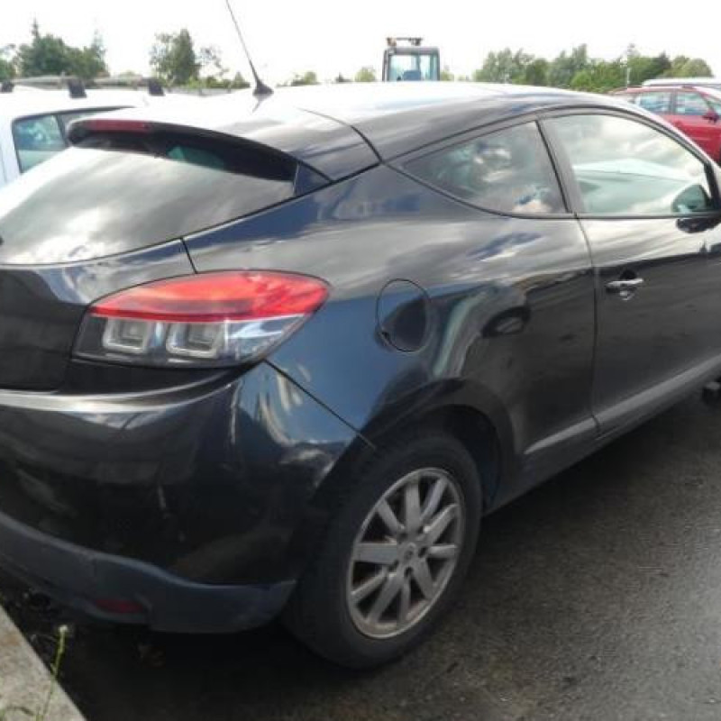 Support de pare chocs arriere RENAULT MEGANE 3 Photo n°4