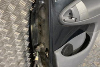 Porte arriere droit TOYOTA AYGO 1