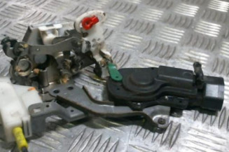 Serrure avant gauche TOYOTA AYGO 1