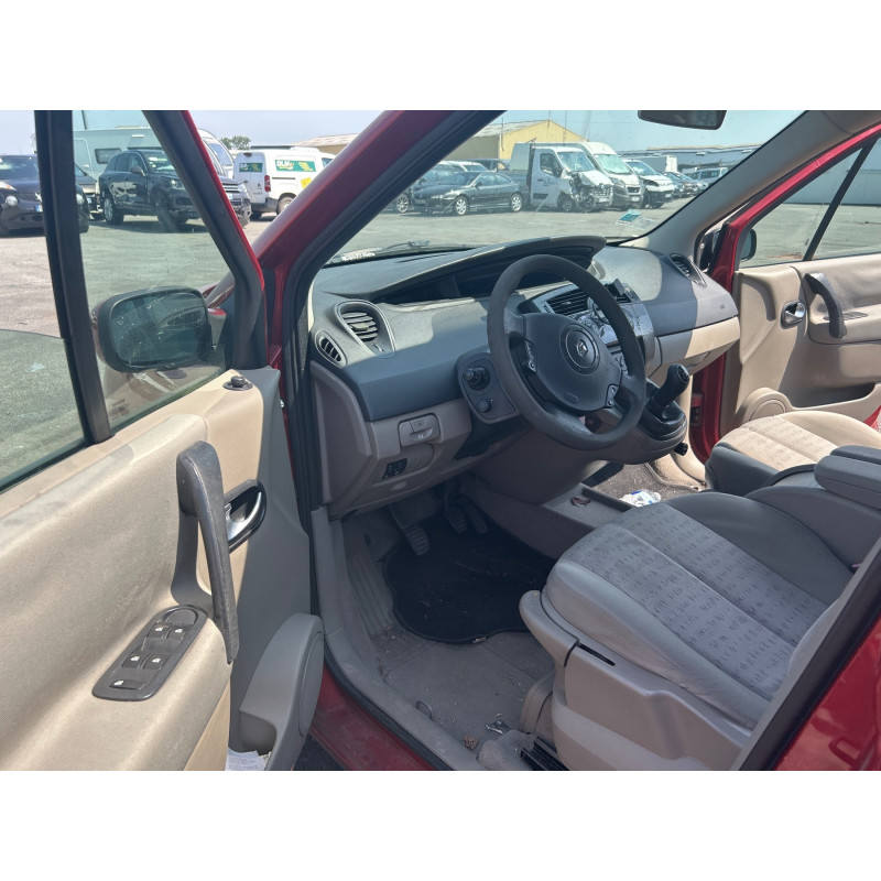 RENAULT SCENIC 2 PHASE 1 1.6i - 16V Photo n°8