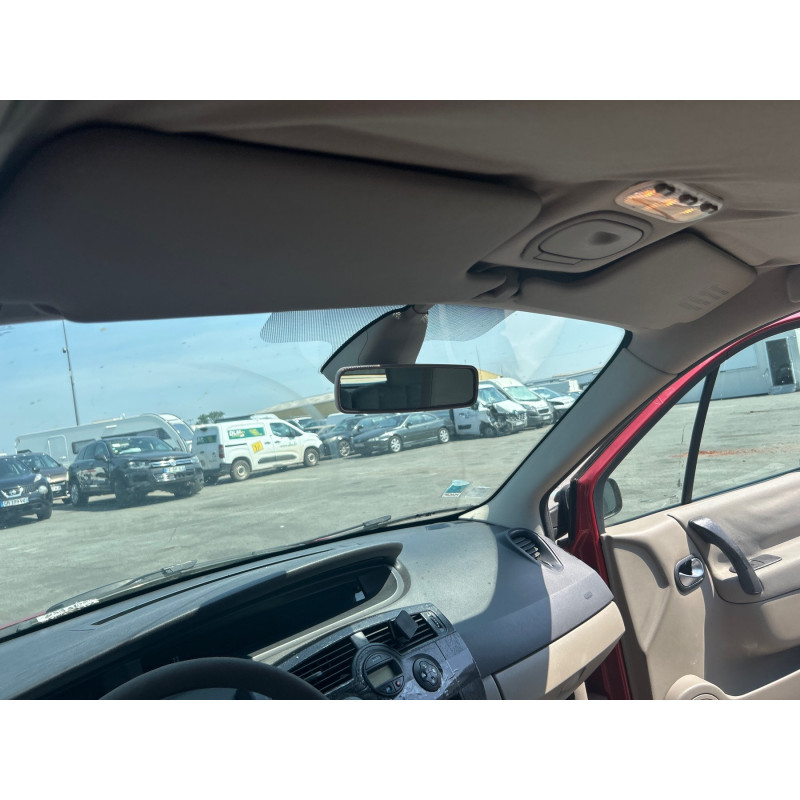 RENAULT SCENIC 2 PHASE 1 1.6i - 16V Photo n°9