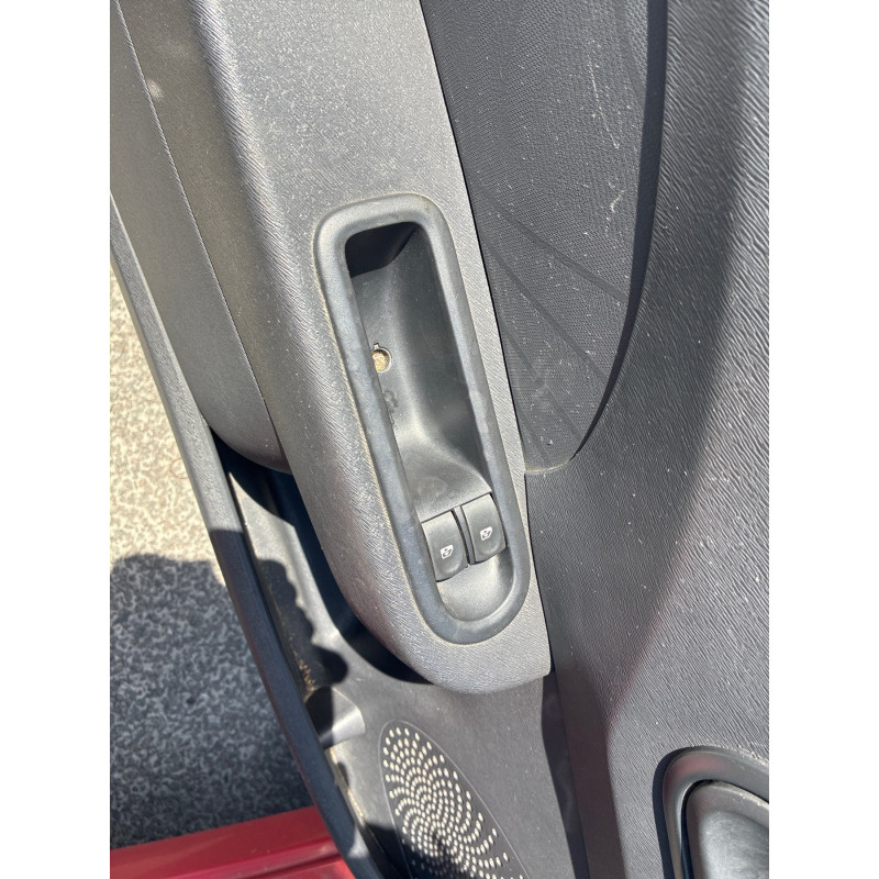 RENAULT TWINGO 2 PHASE 2 1.2i - 16V Photo n°8