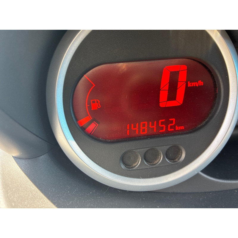 RENAULT TWINGO 2 PHASE 2 1.2i - 16V Photo n°23