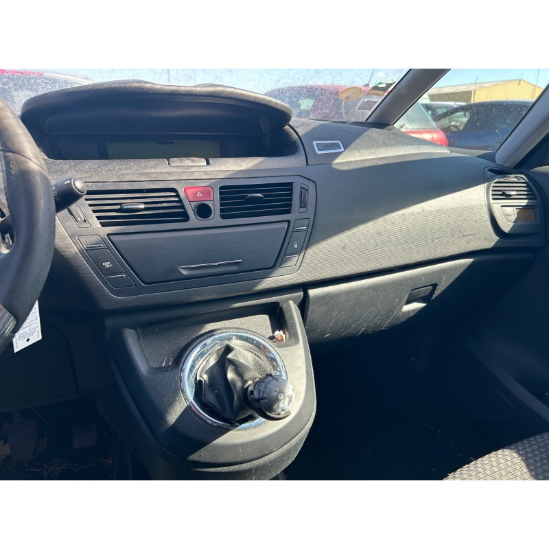 CITROEN C4 PICASSO 1 1.6 HDI - 16V TURBO Photo n°10