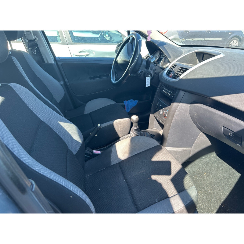PEUGEOT 207 PHASE 1 1.4 HDI - 8V TURBO Photo n°16
