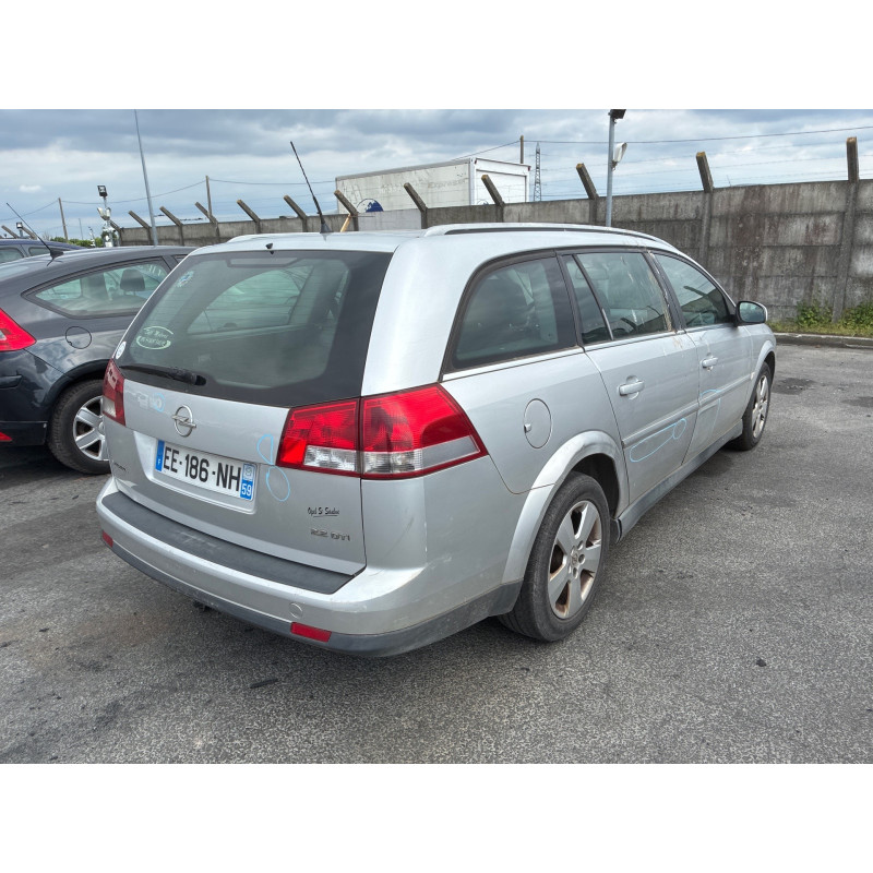 OPEL VECTRA C PHASE 1 BREAK 2.2 DTI - 16V TURBO Photo n°5
