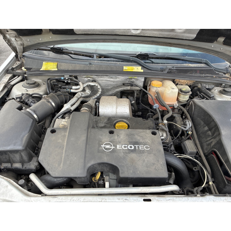 OPEL VECTRA C PHASE 1 BREAK 2.2 DTI - 16V TURBO Photo n°17
