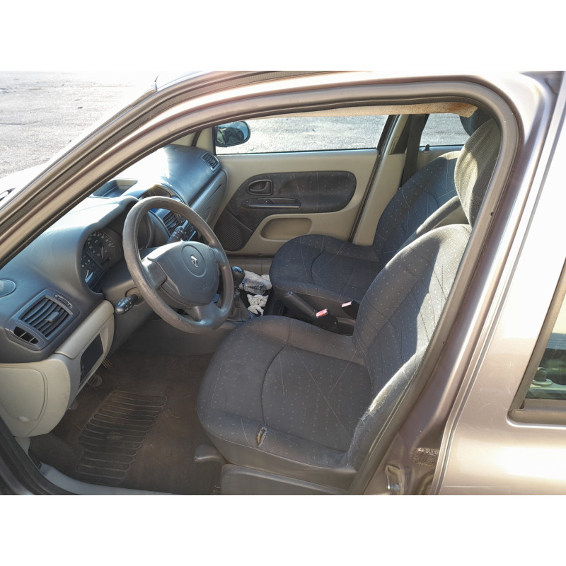 Neiman RENAULT CLIO 2 Photo n°11
