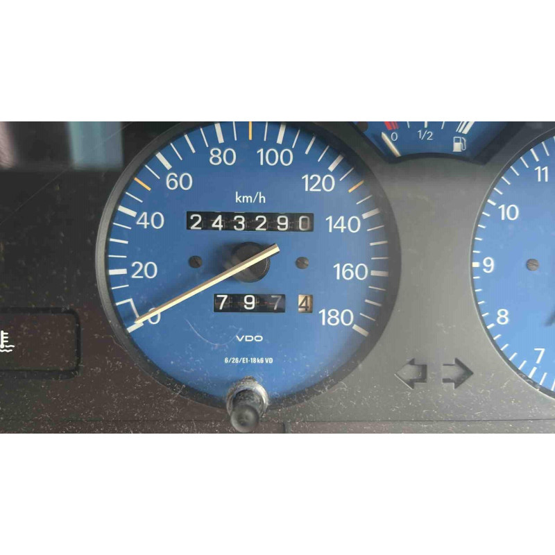 Interrupteur de leve vitre avant droit PEUGEOT 106 Photo n°6