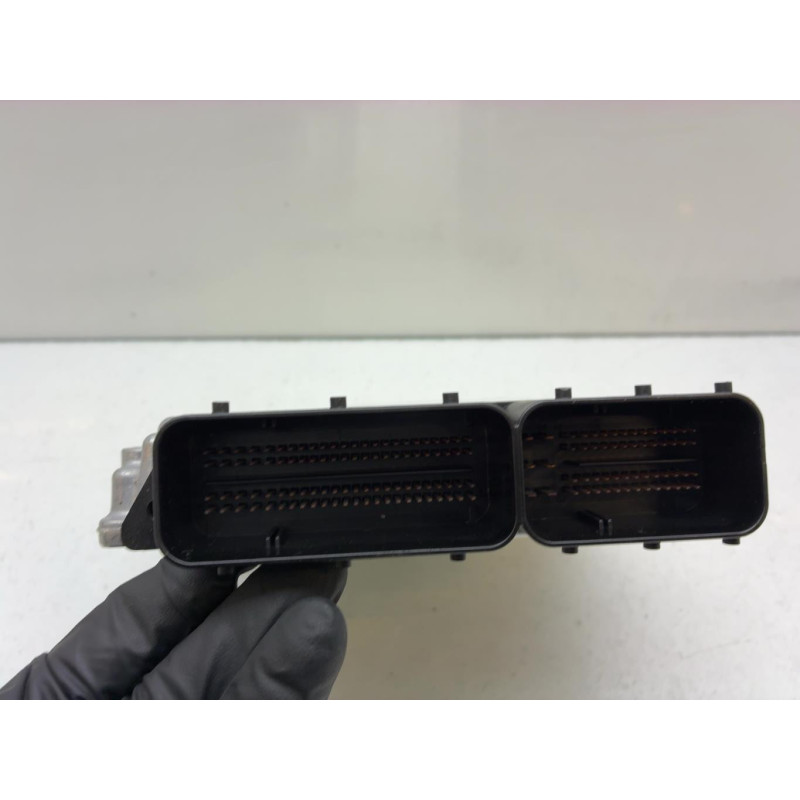 Calculateur moteur BMW X3 E83 Photo n°2