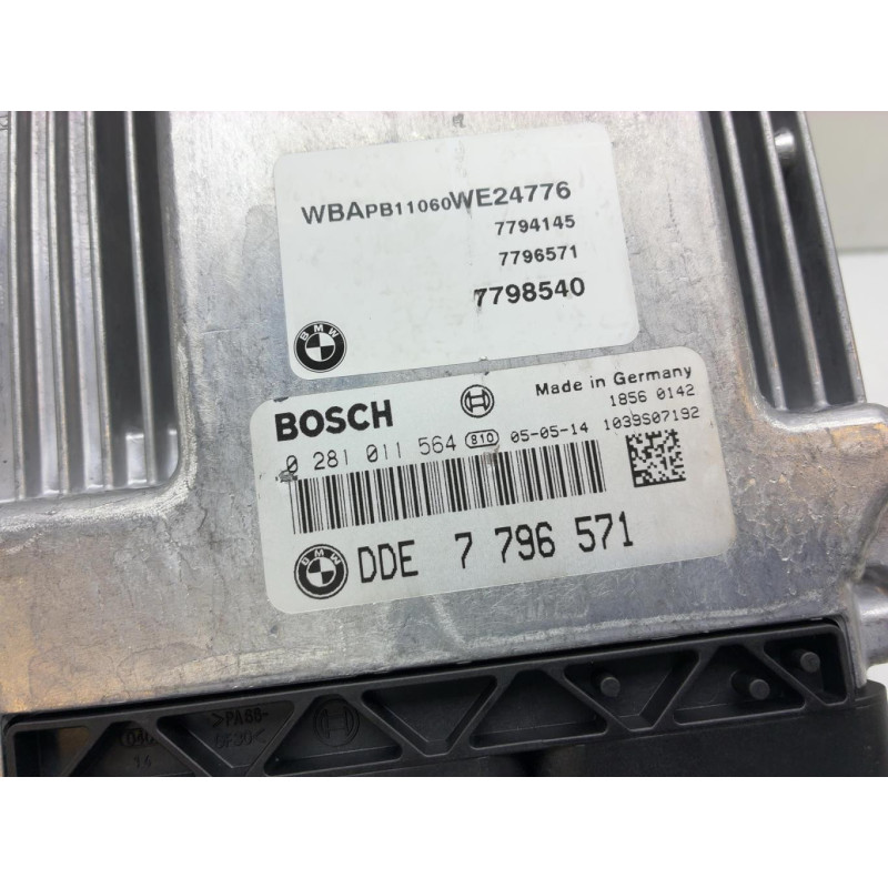 Calculateur moteur BMW X3 E83 Photo n°3