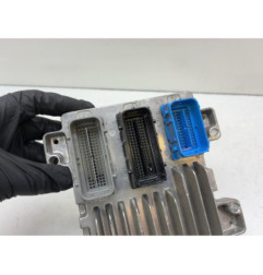 Calculateur moteur CHEVROLET CRUZE