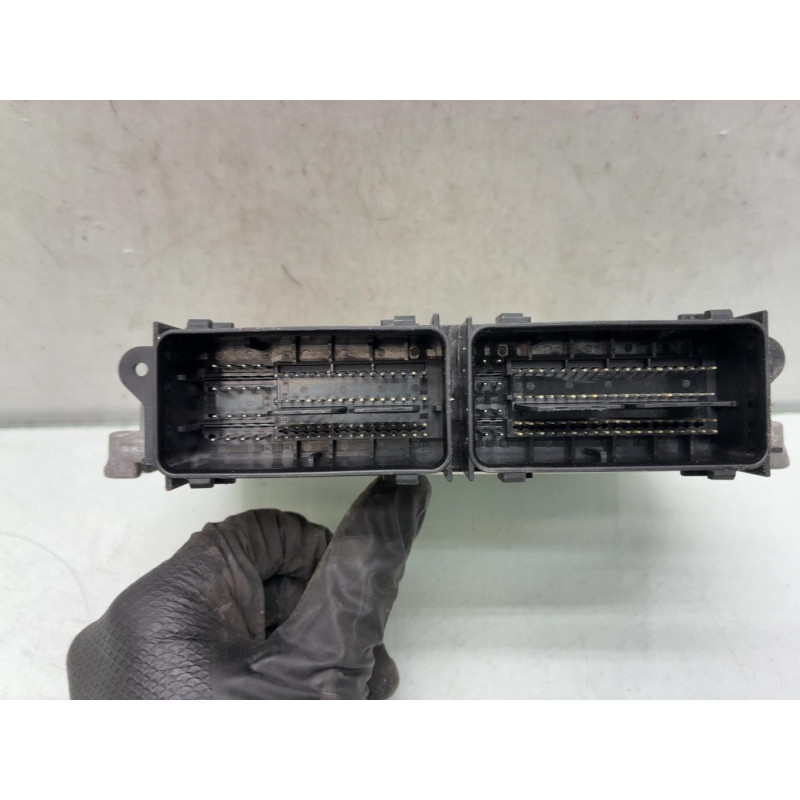 Calculateur moteur FORD FOCUS 3 Photo n°3