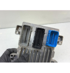 Calculateur moteur OPEL CORSA E