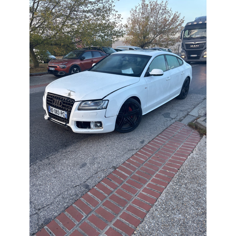 AUDI A5 1 SPORTBACK PHASE 1 3.0 TDI - 24V V6 TURBO QUATTRO 4X4 Photo n°9