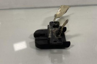 Serrure de coffre VOLKSWAGEN GOLF 4
