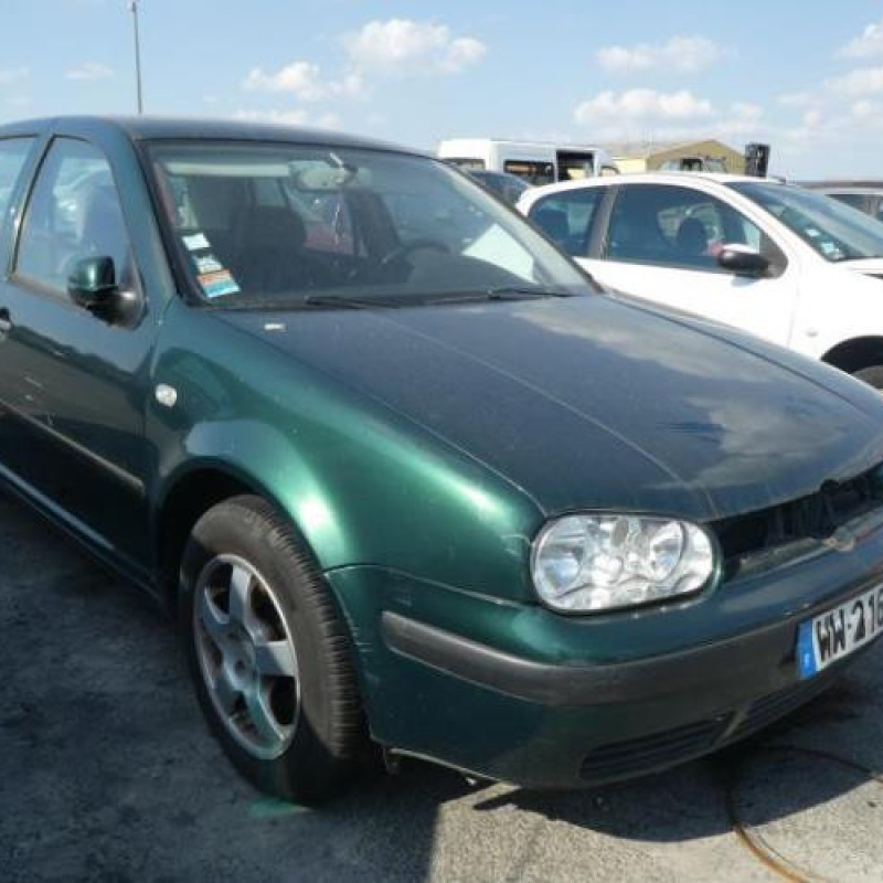 Serrure de coffre VOLKSWAGEN GOLF 4 Photo n°5
