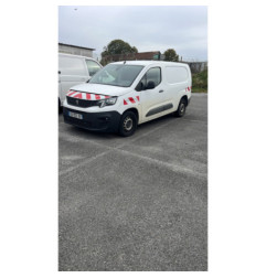 Leve vitre electrique avant gauche PEUGEOT PARTNER 3