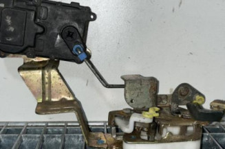 Serrure avant gauche CHEVROLET MATIZ 1 Photo n°1