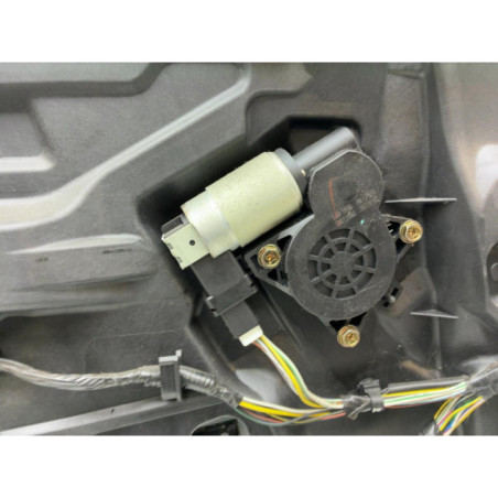 Leve vitre electrique avant gauche MAZDA 3 1