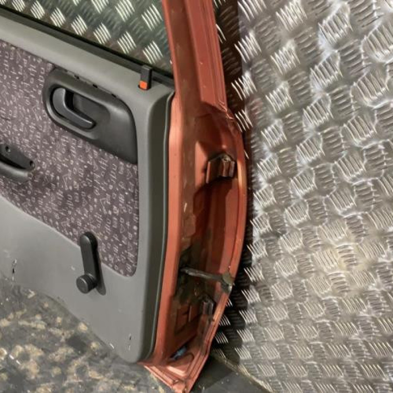 Porte arriere gauche OPEL CORSA C Photo n°5