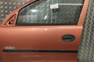 Porte avant gauche OPEL CORSA C Photo n°1