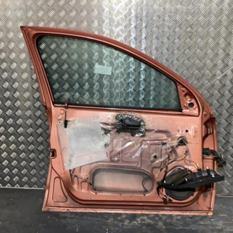 Porte avant gauche OPEL CORSA C Photo n°3