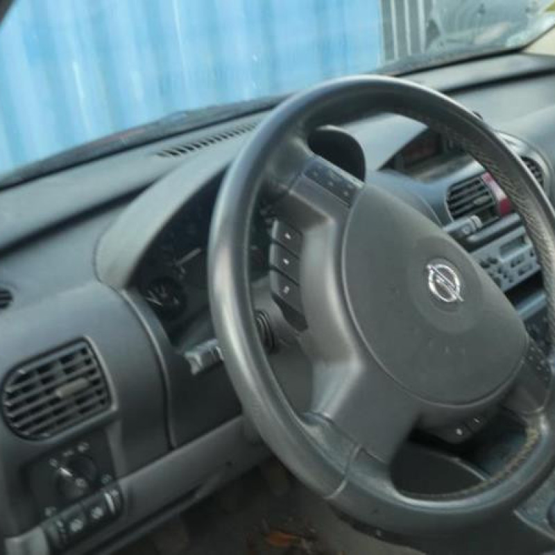 Porte avant gauche OPEL CORSA C Photo n°11