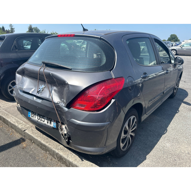Feu arriere stop central PEUGEOT 308 1 Photo n°18