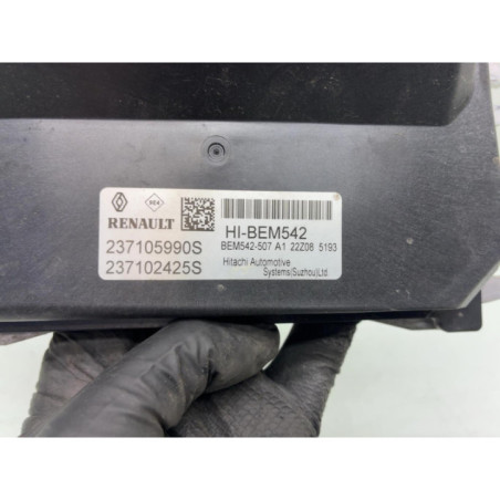 Calculateur moteur RENAULT CLIO 5