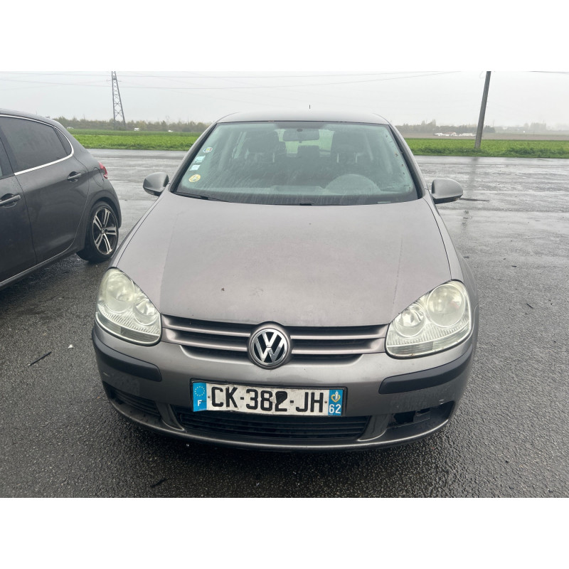 VOLKSWAGEN GOLF 5 1.9 TDI - 8V TURBO Photo n°1