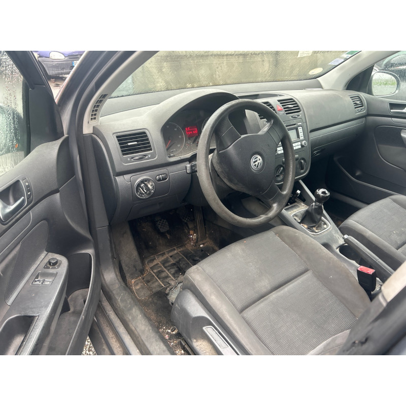 VOLKSWAGEN GOLF 5 1.9 TDI - 8V TURBO Photo n°9