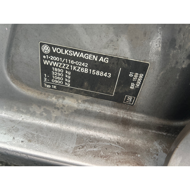 VOLKSWAGEN GOLF 5 1.9 TDI - 8V TURBO Photo n°17