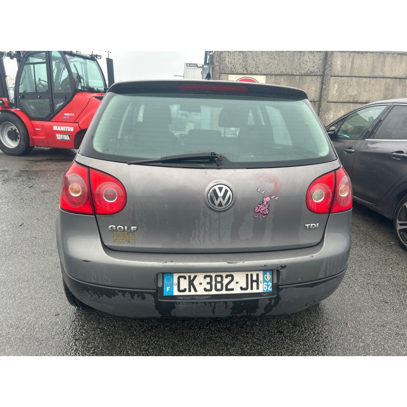 VOLKSWAGEN GOLF 5 1.9 TDI - 8V TURBO Photo n°18