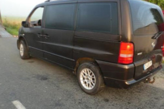 Porte avant droit MERCEDES CLASSE V 638