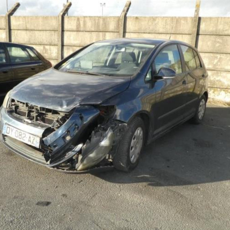 Feu arriere secondaire droit (feux) VOLKSWAGEN GOLF PLUS Photo n°3