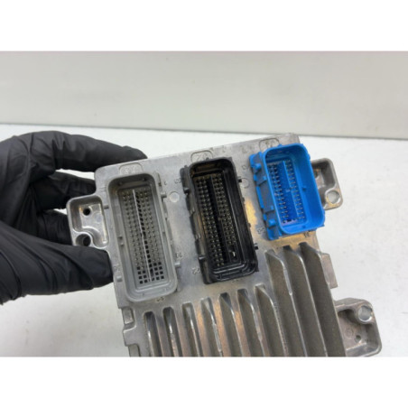 Calculateur moteur CHEVROLET CRUZE