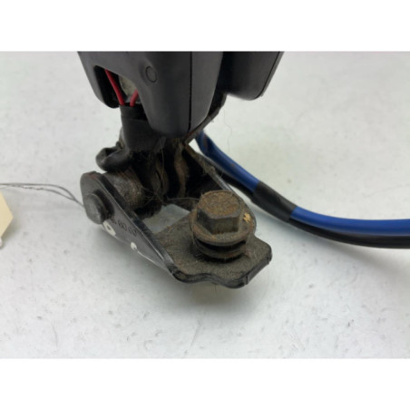 Attache ceinture arriere gauche HYUNDAI I 30 1