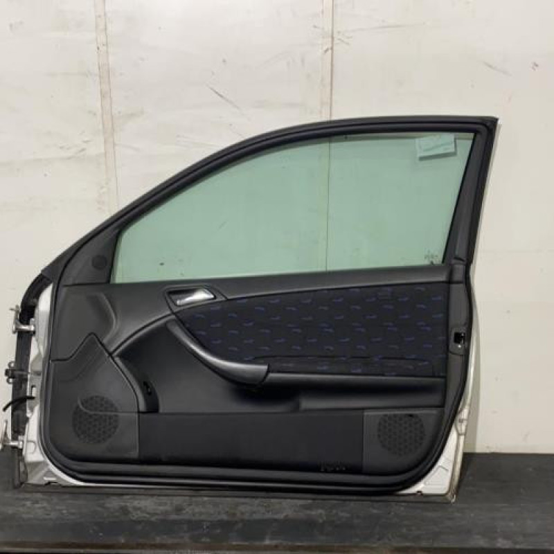 Porte avant droit MERCEDES CLASSE C 203 COUPE SPORT Photo n°3