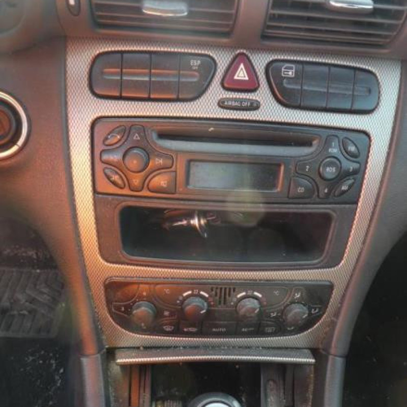 Porte avant droit MERCEDES CLASSE C 203 COUPE SPORT Photo n°13