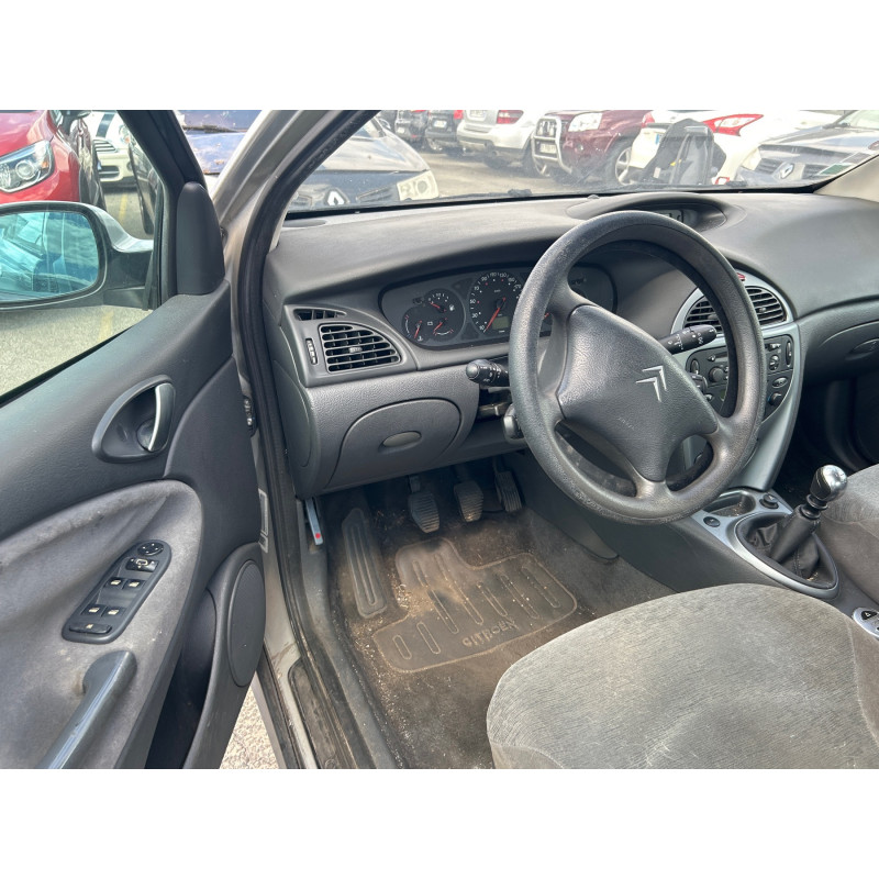 CITROEN C5 1 PHASE 1 2.0 HDI - 8V TURBO Photo n°10