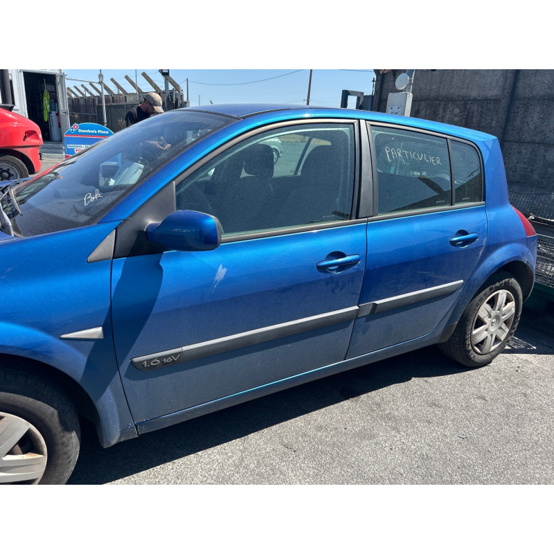 RENAULT MEGANE 2 PHASE 1 1.6i - 16V Photo n°12