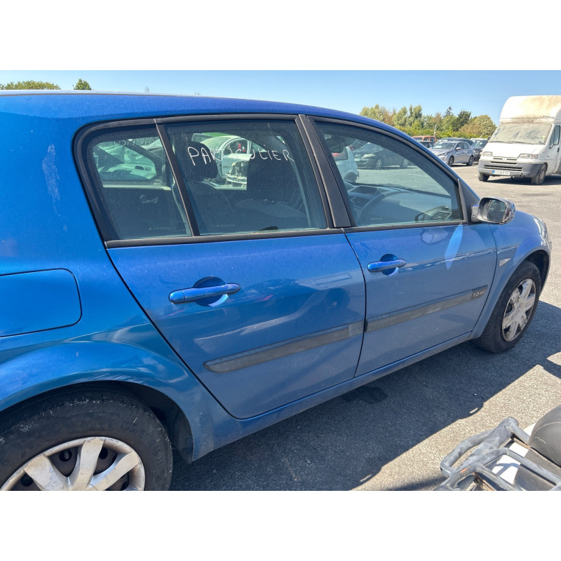 RENAULT MEGANE 2 PHASE 1 1.6i - 16V Photo n°18