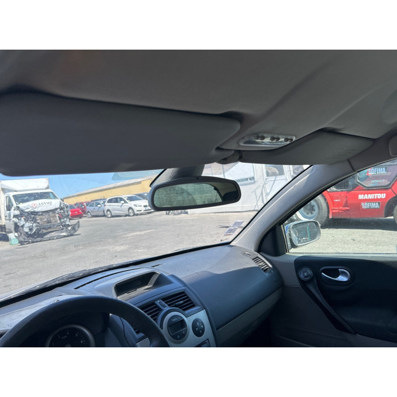 RENAULT MEGANE 2 PHASE 1 1.6i - 16V Photo n°21