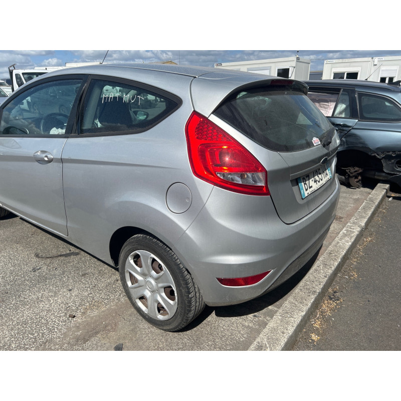 FORD FIESTA 6 PHASE 1 1.25i - 16V Photo n°13