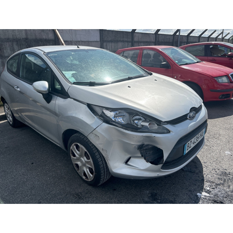 FORD FIESTA 6 PHASE 1 1.25i - 16V Photo n°14
