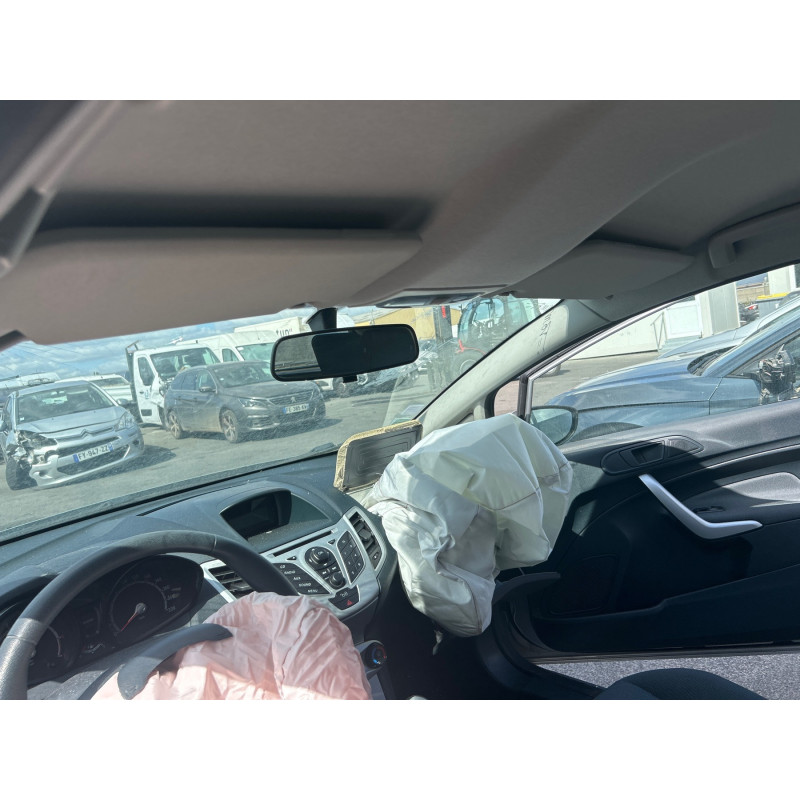 FORD FIESTA 6 PHASE 1 1.25i - 16V Photo n°19