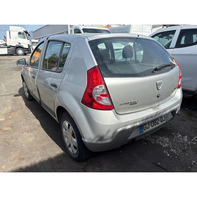 DACIA SANDERO 1 1.5 DCI - 8V TURBO Photo n°5