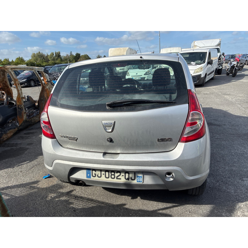 DACIA SANDERO 1 1.5 DCI - 8V TURBO Photo n°10